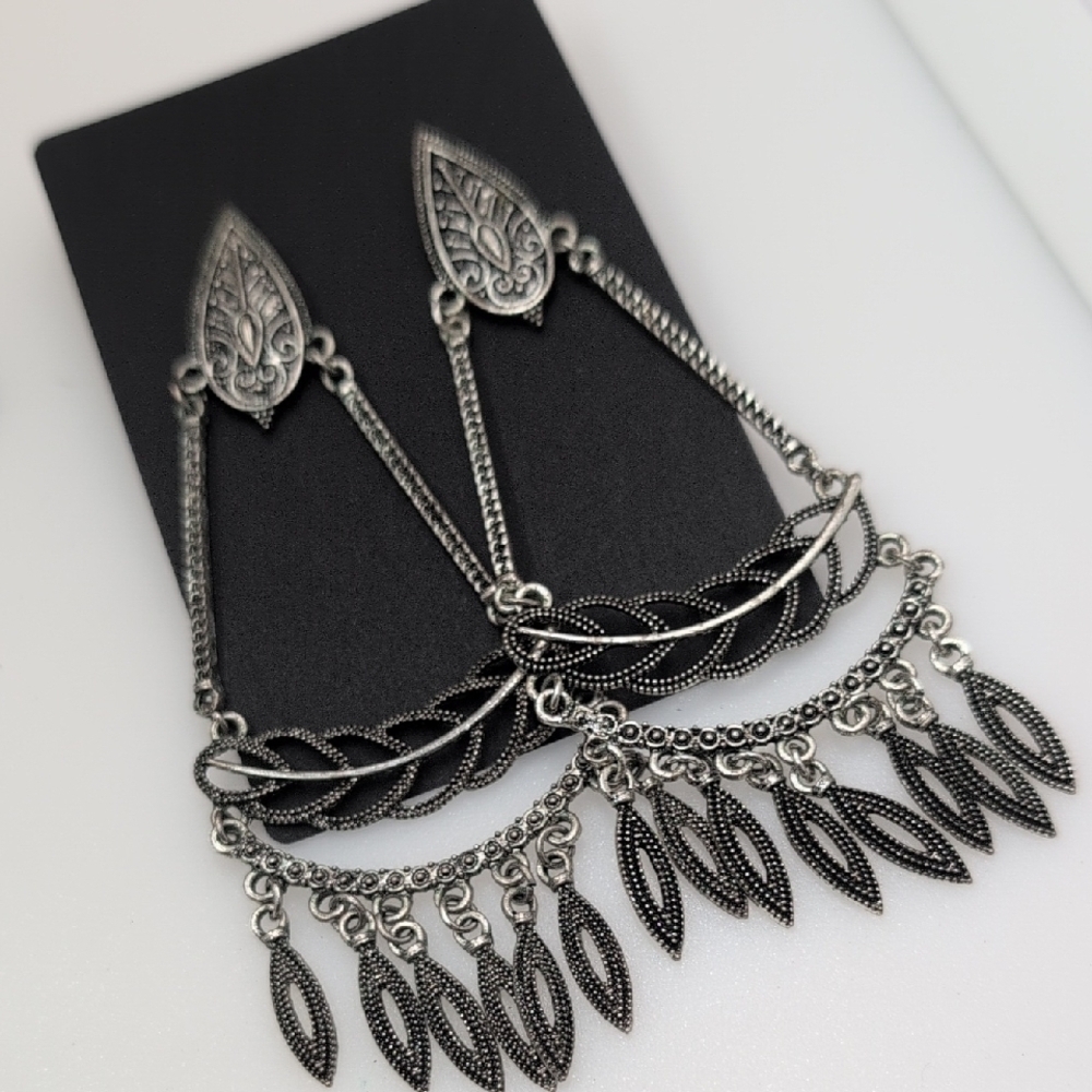 Luxe Silvertone Earring Bundle: Artisan, Feather … - image 5